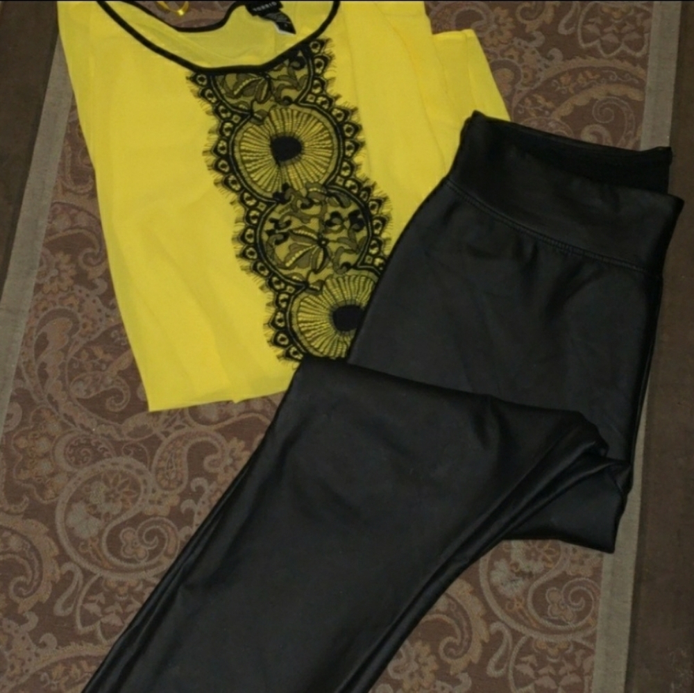 Torrid Yellow & Black Blouse